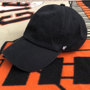 47 CLEAN UP ADJUSTABLE CAP
